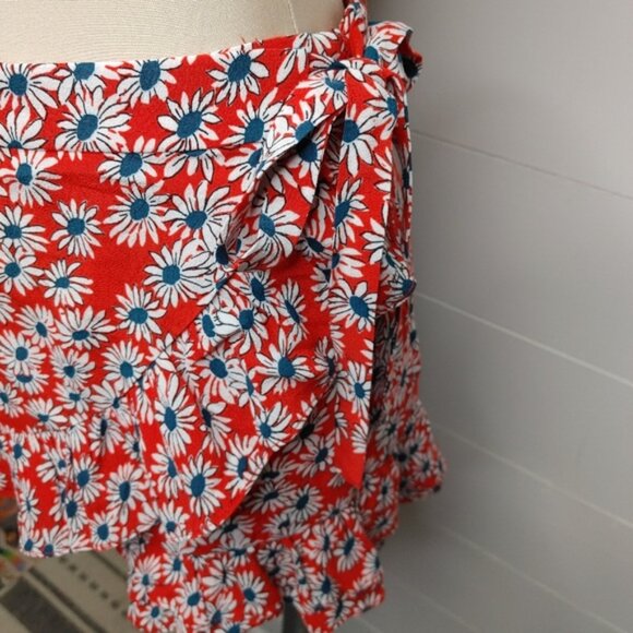 Zara wrap front ruffle daisy shorts size XS - Picture 4 of 12